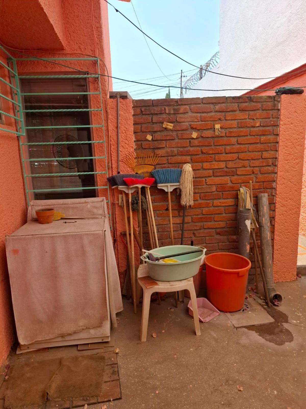 Confortables En Zona Residencial De Vista Bella, Michoacan Habitación en casa particular Morelia